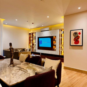 Luxury Smart Apartment B12